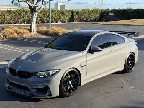 Used 2019 BMW M4 CS w/ Executive Package RWD image 1