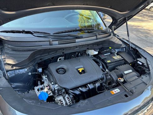 Used 2025 Kia Soul LX w/ LX Technology Package image 27