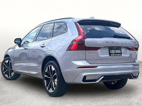 Used 2026 Volvo XC60 B5 Plus AWD/4WD image 16