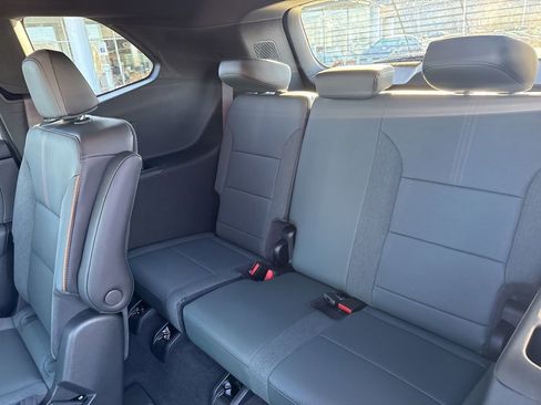 New 2026 GMC Acadia AT4 w/ Luxury Package image 11