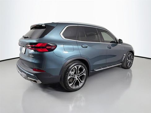 New 2026 BMW X5 xDrive40i w/ Executive Package AWD/4WD image 6