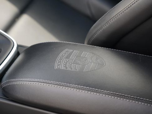 Used 2020 Porsche 911 Carrera S RWD image 28