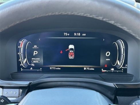 Certified 2025 INFINITI QX60 Luxe w/ Vision Package image 30