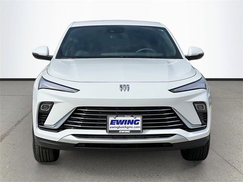 New 2026 Buick Envista Preferred image 2