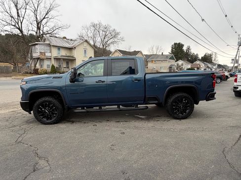 New 2026 Chevrolet Silverado 2500 LT w/ Trail Boss Package image 6