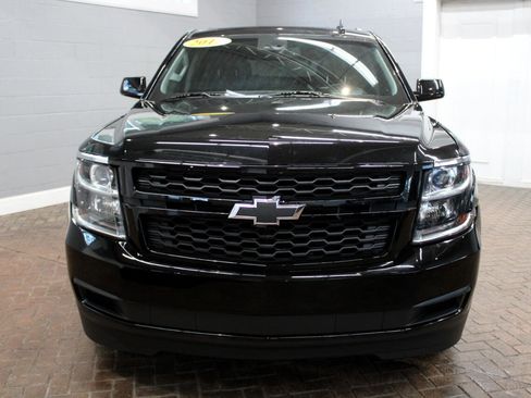 Used 2017 Chevrolet Tahoe LT image 2