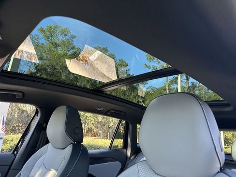 New 2026 Volkswagen Tiguan SE R-Line image 22