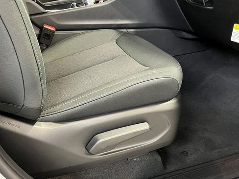 New 2025 Jeep Grand Cherokee Laredo X w/ Luxury Tech Group I image 11