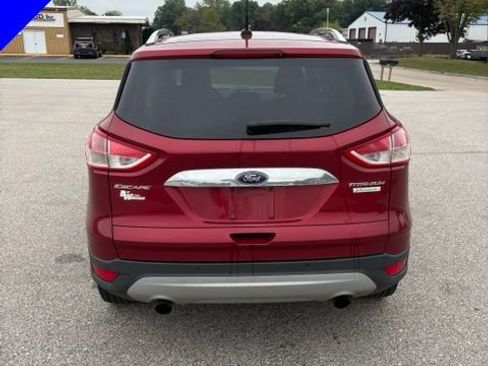 Used 2015 Ford Escape Titanium FWD image 5