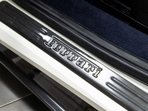 Used 2018 Ferrari 488 Spider image 61