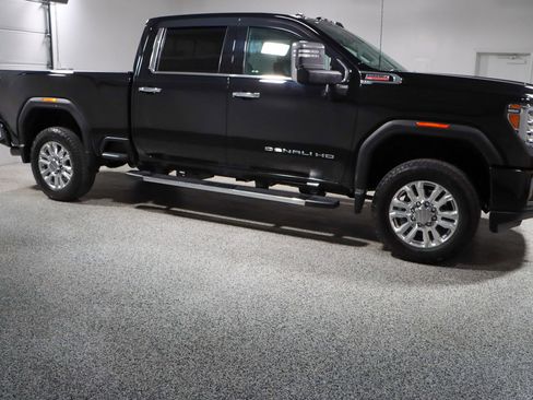 Used 2022 GMC Sierra 2500 Denali w/ Technology Package image 6