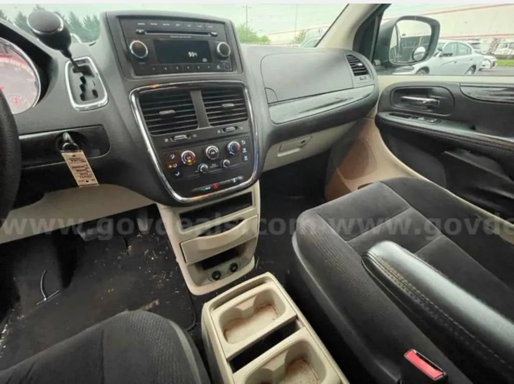 Used 2014 Dodge Grand Caravan SE w/ Quick Order Package 29E SE FWD image 14