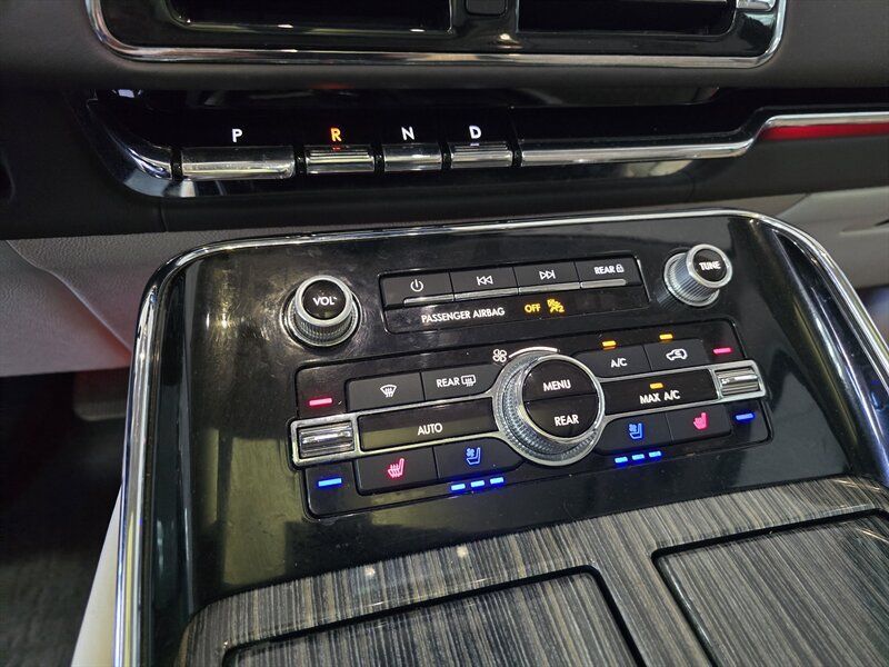 Used 2018 Lincoln Navigator L Black Label AWD/4WD image 34