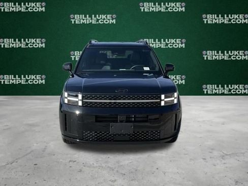 Used 2025 Hyundai Santa Fe Calligraphy AWD/4WD image 4