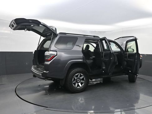 Used 2023 Toyota 4Runner TRD Off-Road Premium w/ Off Road Premium Plus Package AWD/4WD image 38
