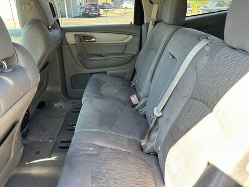 Used 2015 Chevrolet Traverse LS FWD image 15