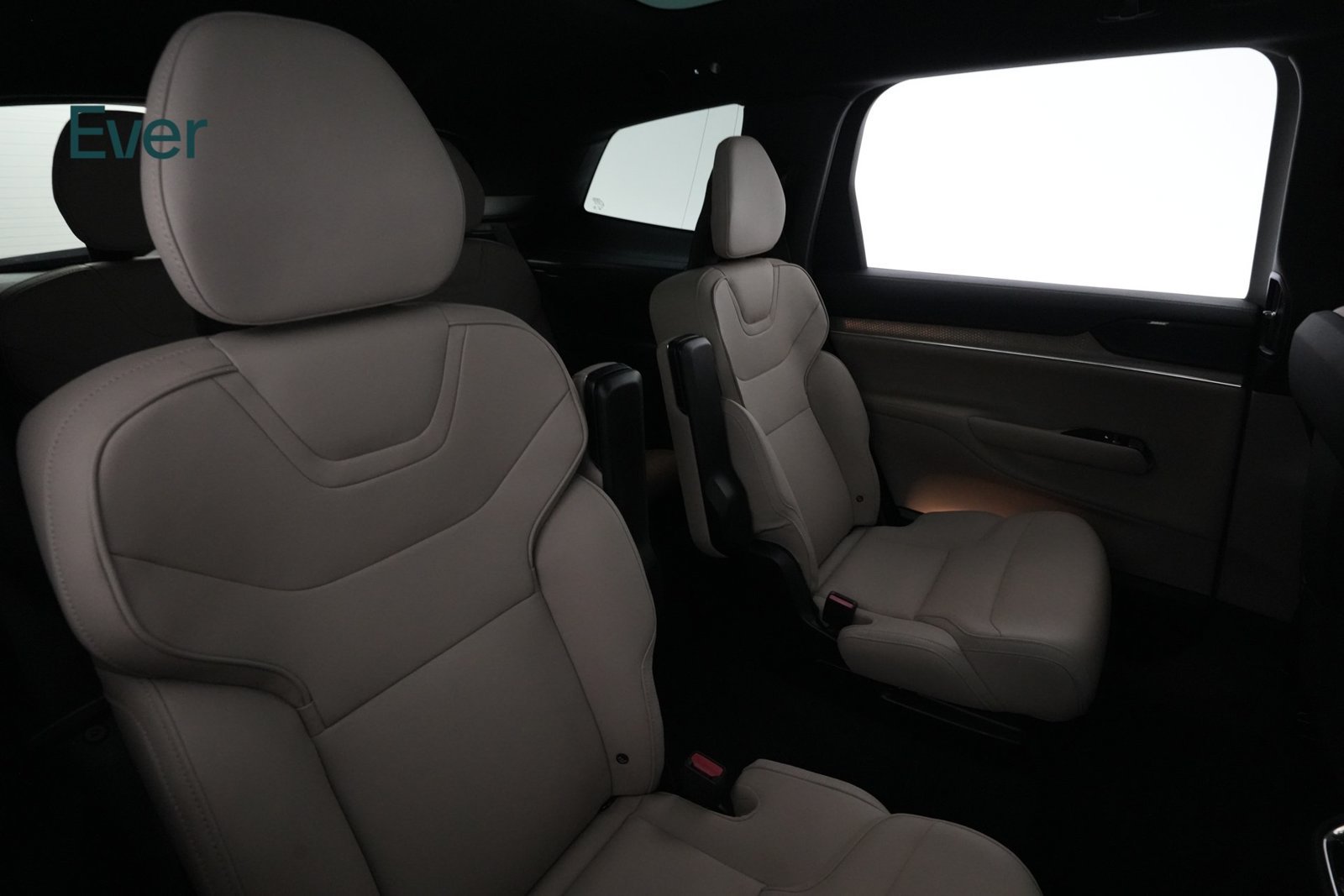 Used 2025 Volvo EX90 Ultra AWD/4WD image 5