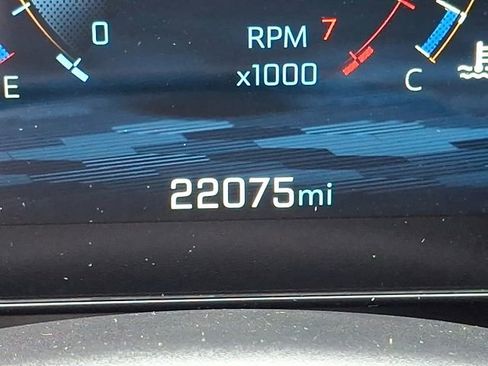 Used 2025 Chevrolet Equinox LT FWD image 19