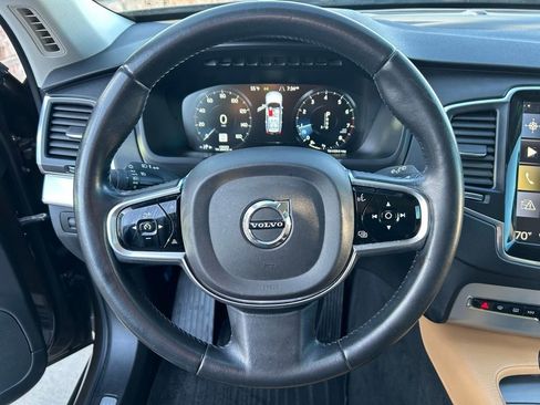 Used 2016 Volvo XC90 T6 Momentum AWD/4WD image 10