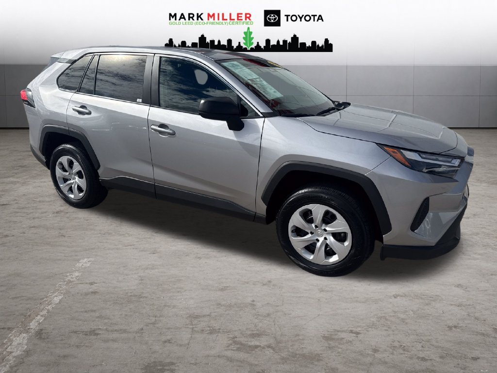 Certified 2025 Toyota RAV4 LE AWD/4WD image 8