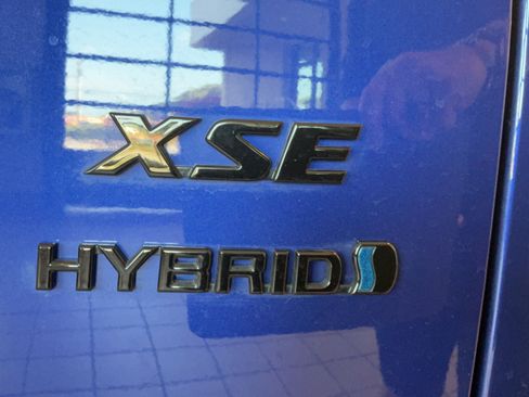 Certified 2023 Toyota Corolla Cross AWD Hybrid w/ Convenience Package image 46