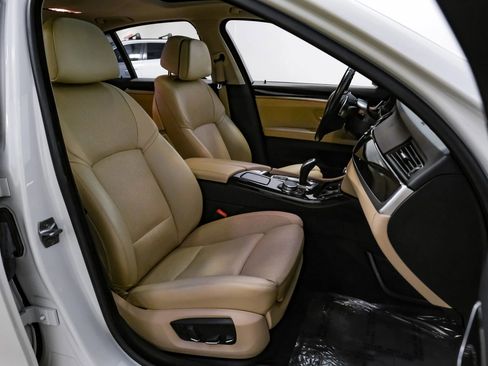 Used 2016 BMW 535i Sedan RWD image 28