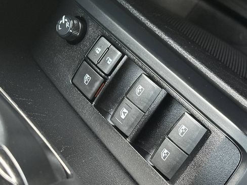 Used 2023 Toyota Tacoma SR AWD/4WD image 43