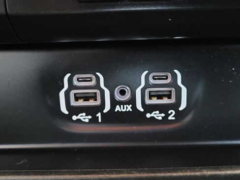 Used 2022 RAM 3500 Laramie w/ Night Edition image 17