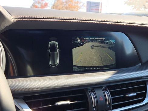 New 2025 Alfa Romeo Stelvio Sprint image 30