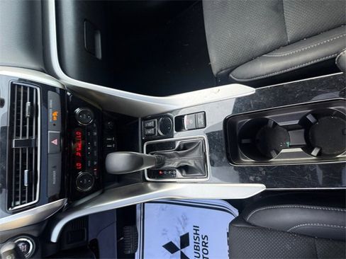 Used 2022 Mitsubishi Eclipse Cross SE image 21