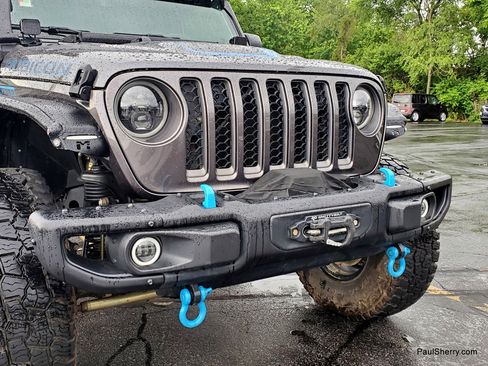 Used 2022 Jeep Wrangler Unlimited Rubicon 4xe w/ Steel Bumper Group AWD/4WD image 11
