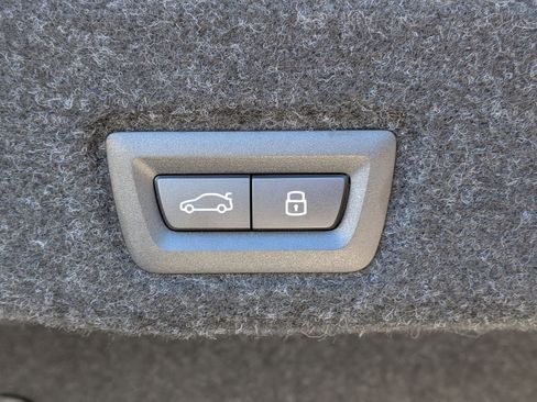 New 2026 BMW 530i xDrive w/ M Sport Package image 33