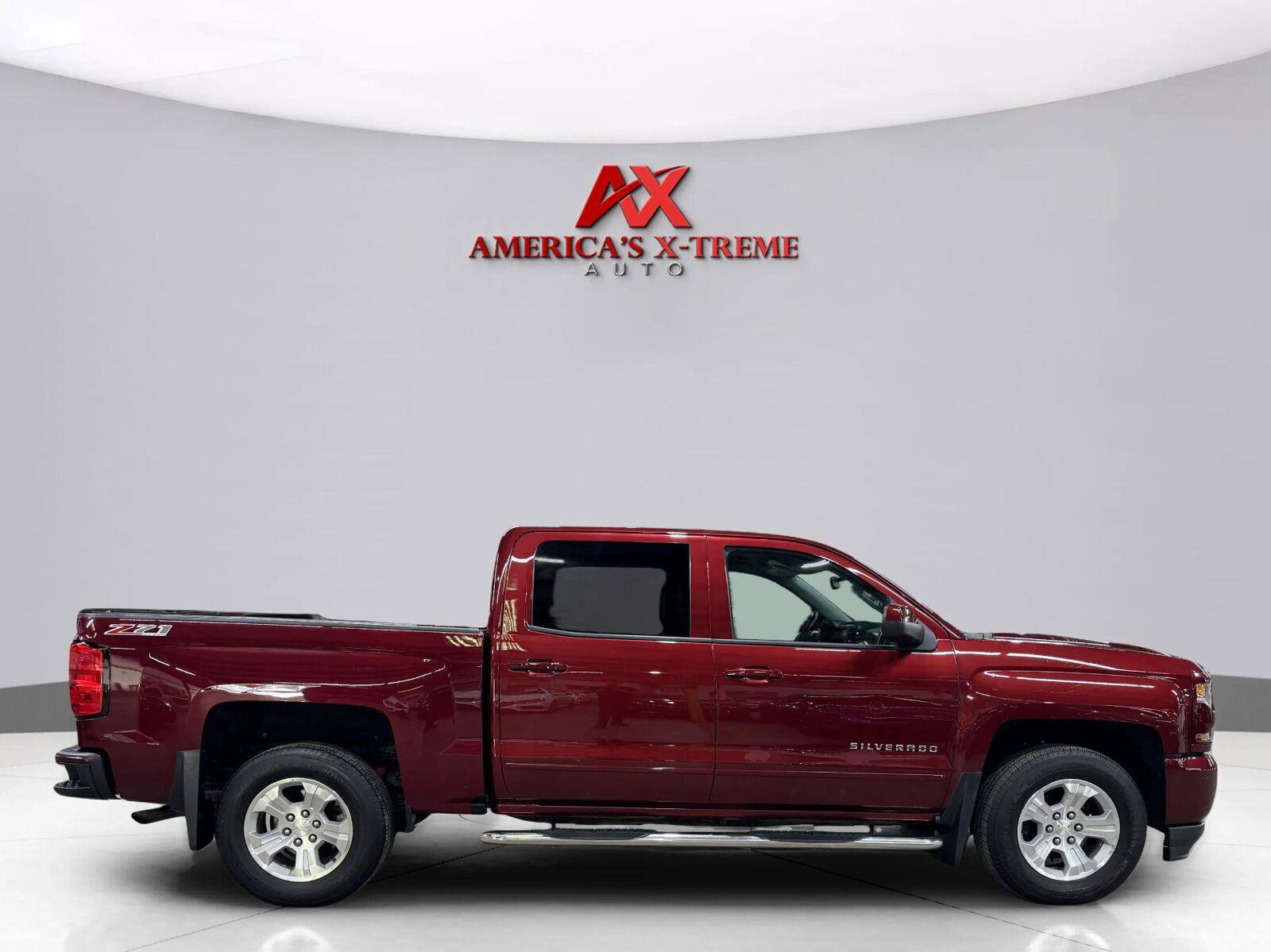 Used 2017 Chevrolet Silverado 1500 LT w/ All Star Edition AWD/4WD image 8