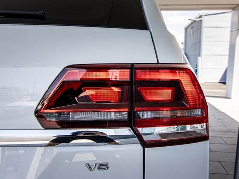 Used 2018 Volkswagen Atlas SE image 13