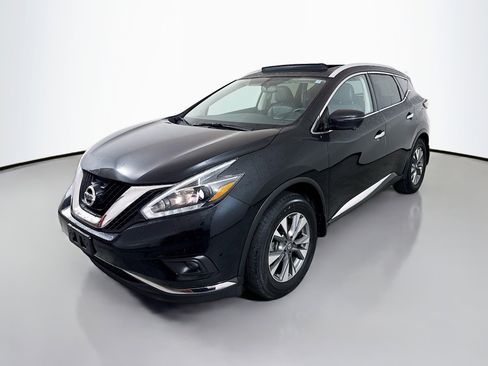 Used 2018 Nissan Murano SL w/ Moonroof Package image 3