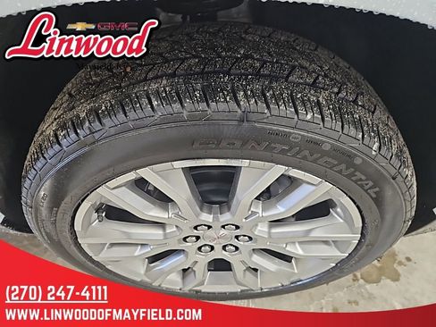 New 2026 GMC Acadia Denali image 9