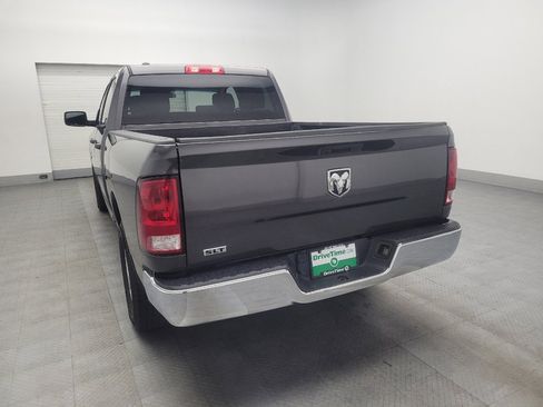 Used 2021 RAM 1500 Classic SLT image 5