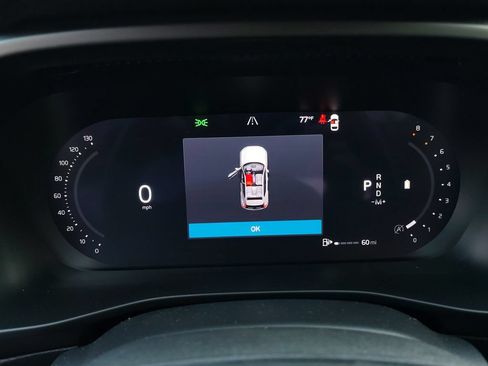 New 2026 Volvo XC40 B5 Plus w/ Protection Package Premier AWD/4WD image 16