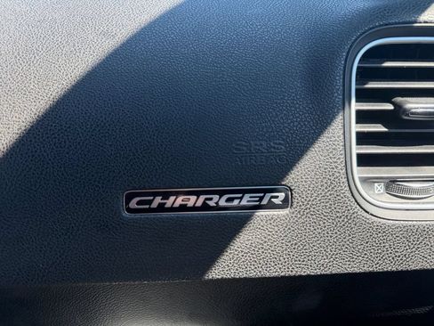 Used 2023 Dodge Charger SXT RWD image 33