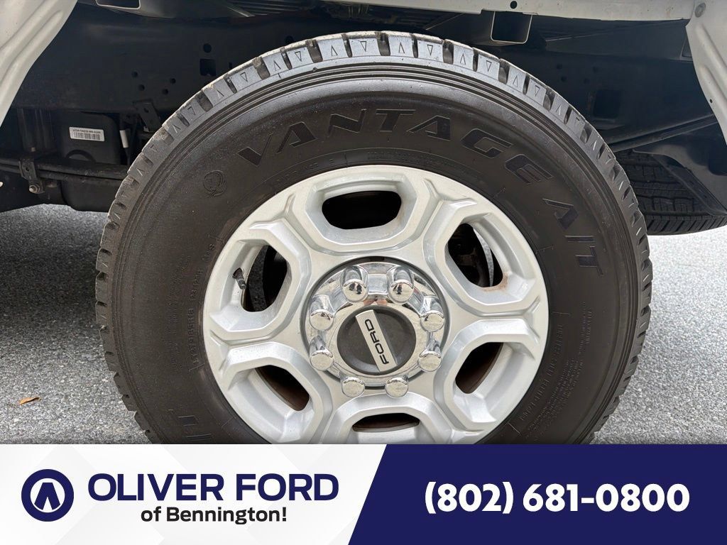 Used 2025 Ford F250 XLT AWD/4WD image 12