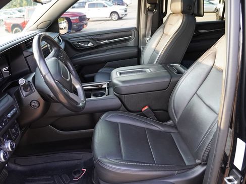 Certified 2022 GMC Yukon XL Denali w/ Denali Ultimate Package AWD/4WD image 7