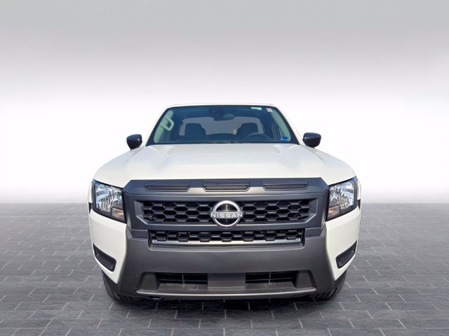Used 2025 Nissan Frontier S AWD/4WD image 2