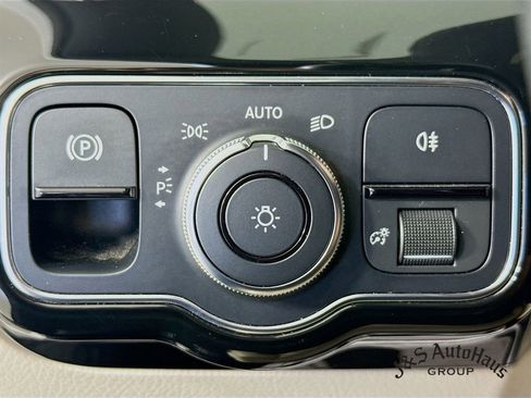 Used 2019 Mercedes-Benz A 220 image 10