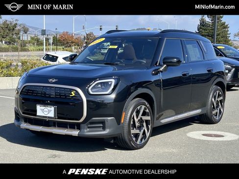 Used 2025 MINI Cooper Countryman SE w/ Comfort Package Max image 1