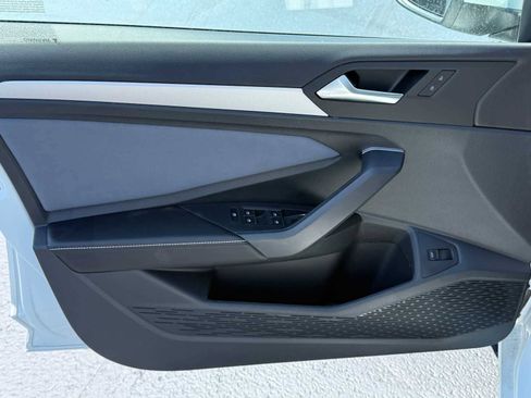 New 2026 Volkswagen Jetta SE FWD image 6