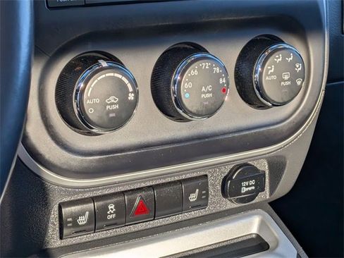 Certified 2016 Jeep Compass High Altitude image 21