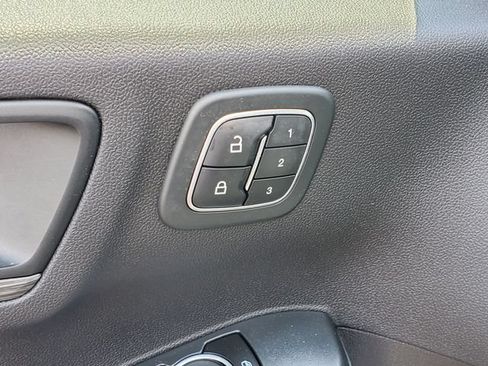 Certified 2023 Ford Escape Platinum FWD image 13
