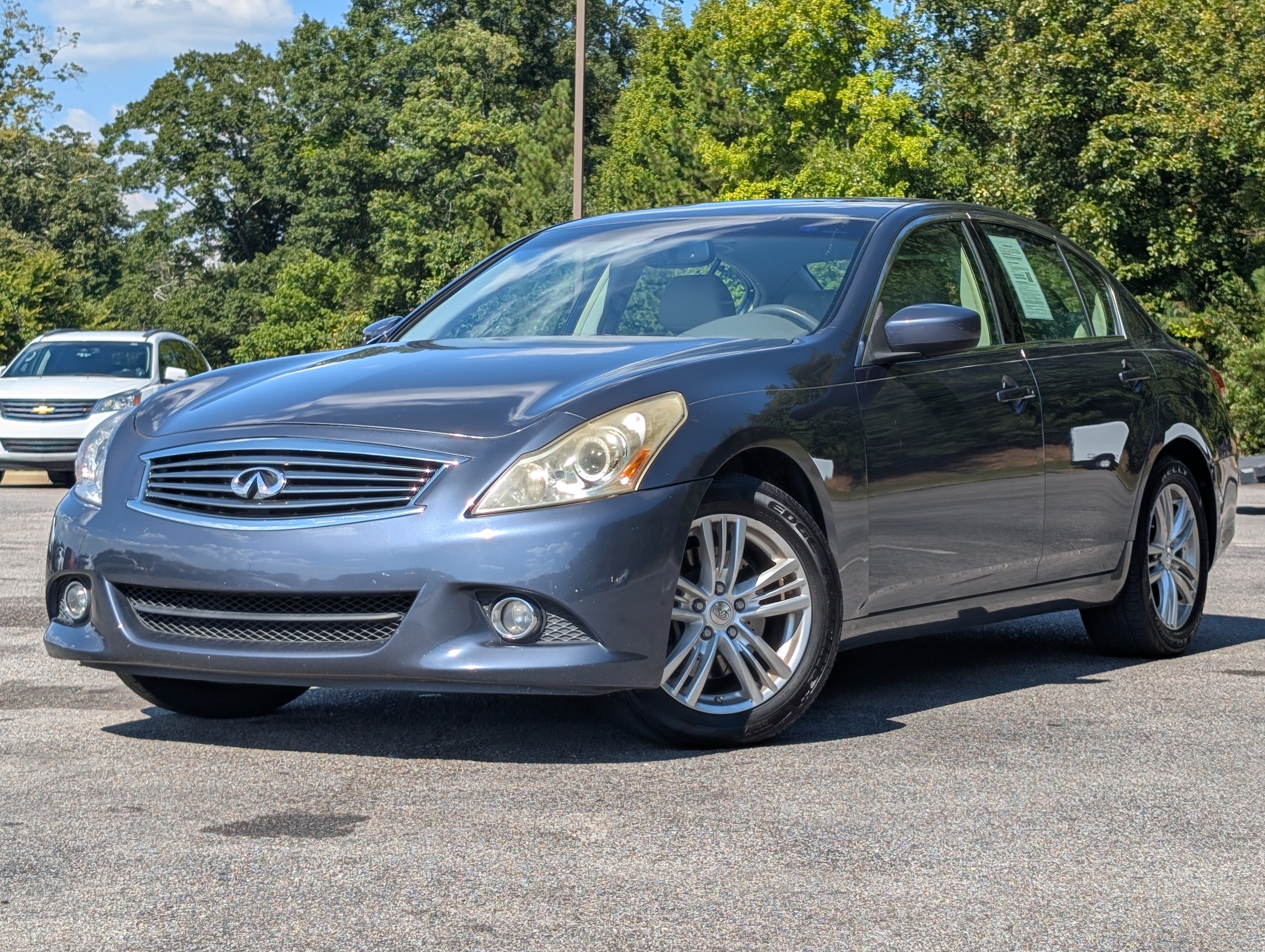 Used 2012 INFINITI G25 Journey RWD image 2