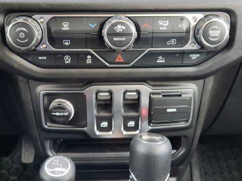 New 2026 Jeep Wrangler Sport AWD/4WD image 15