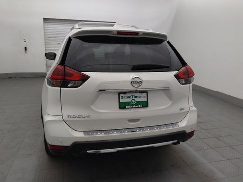 Used 2020 Nissan Rogue SV FWD image 6